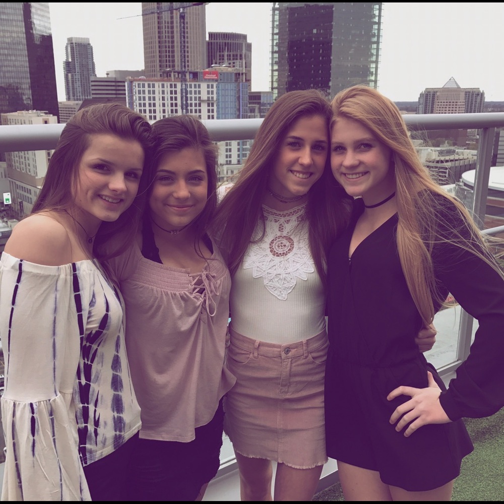 Meet your Posher, Laurin