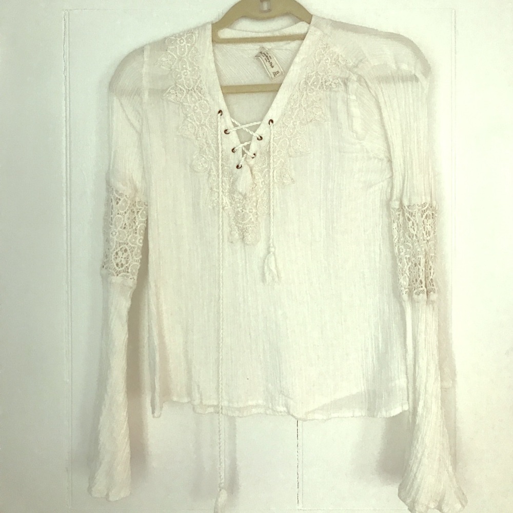 Abercrombie&Fitch White Top