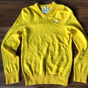 Abercrombie & Fitch Sweater