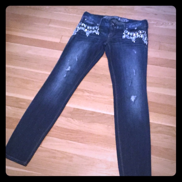 Jeans - Picture 3 of 3