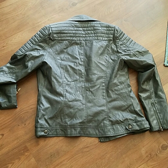 Sold on Varage Sale - Picture 3 of 3