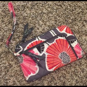 Vera Bradley Wallet/Wristlet