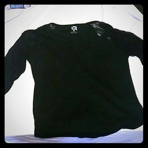 Black shirt with mid lace arms