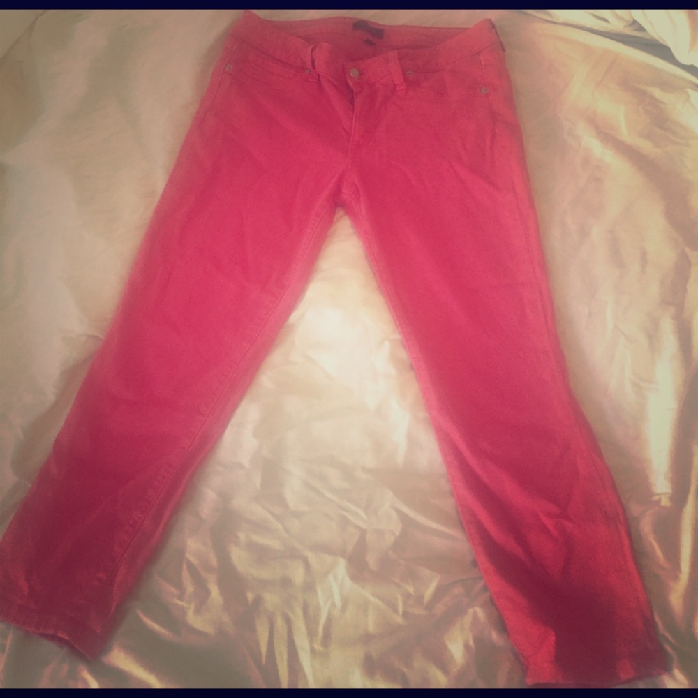 Bebe crops
