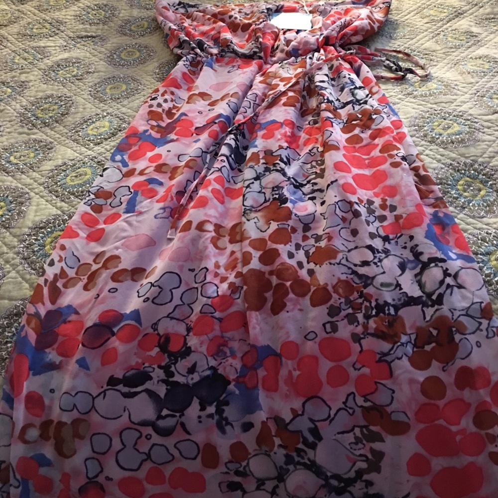 Dress - Picture 2 of 4