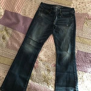 Woman's American Eagle Jeans. Size 8