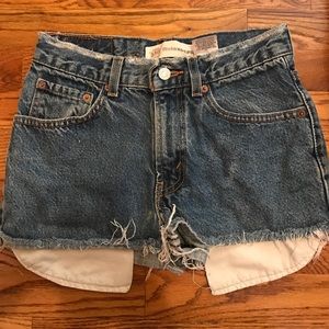 LEVI SHORTS