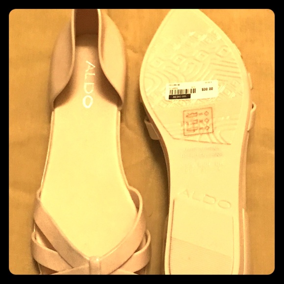 Aldo tan sandals. - Picture 3 of 4