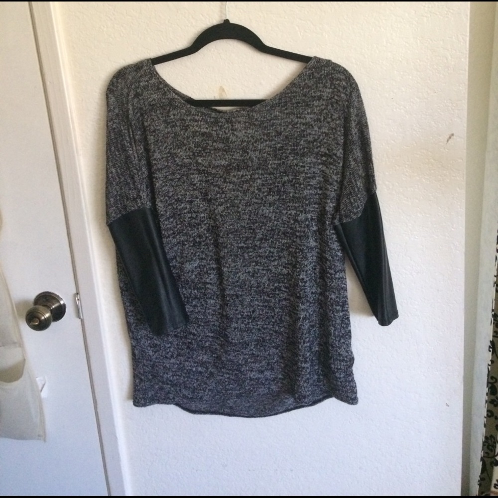 Oversized long sleeve with leather sleeves