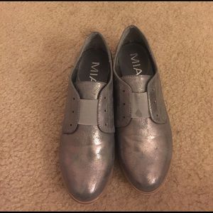 MIA shoes very cute shoes with jeans