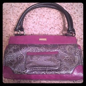 Miche purse, 2 shells, and longer strap