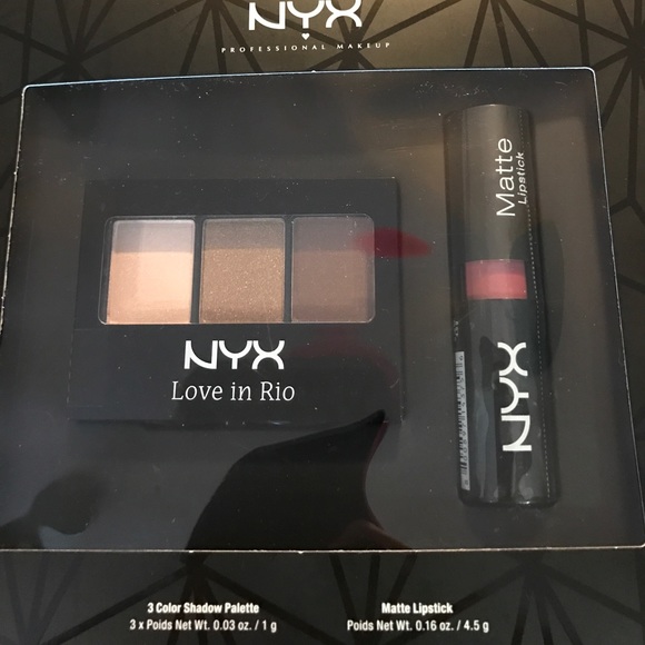 • SOLD • NYX • NIB • kit - Picture 2 of 3