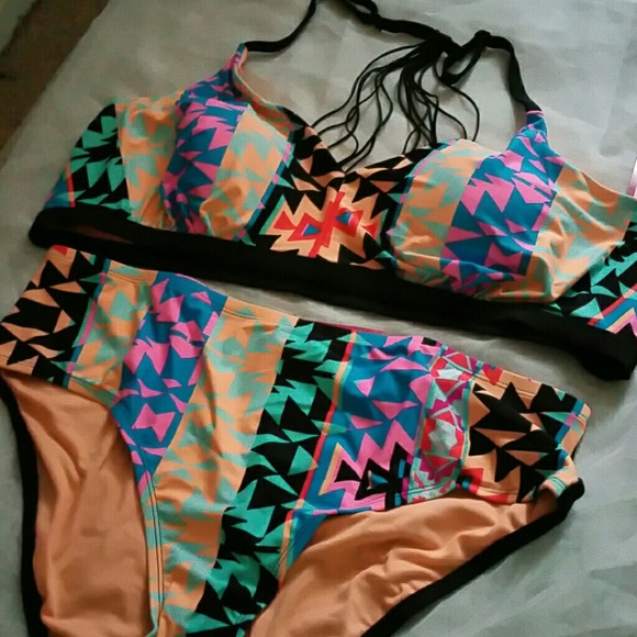 Plus Size Bikini - Picture 4 of 4