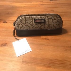 SALE! CALVIN KLEIN POUCH!