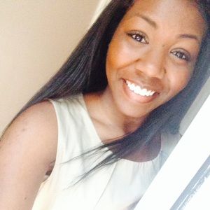 Meet your Posher, Alexandra