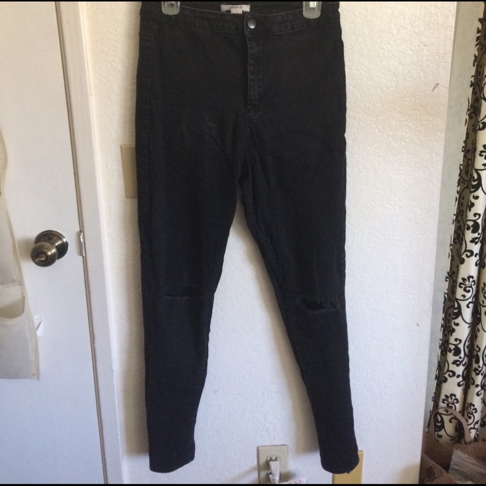 Faded black, high waisted skinnies
