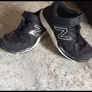 Boys New Balance Tennis Shoes
