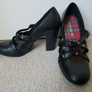 American Eagle chunky 4" heels
