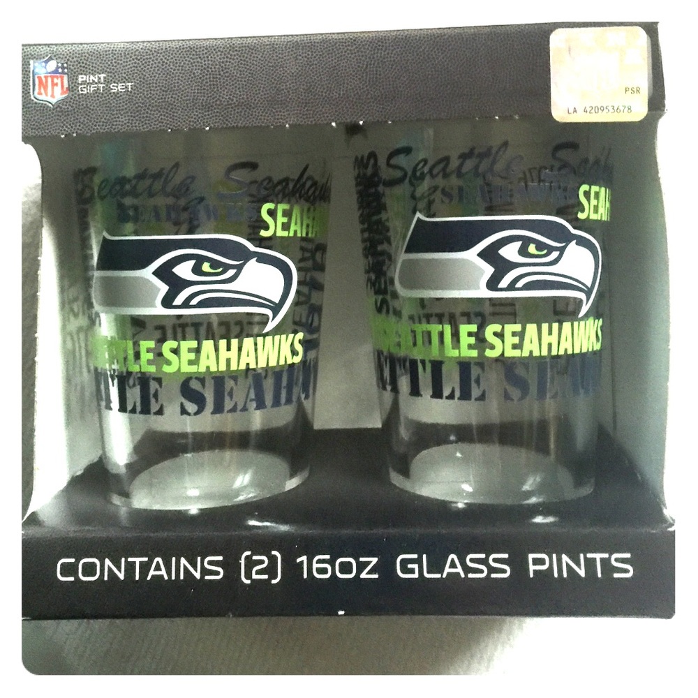 Seattle SeaHawks pint gift set