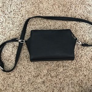 Black Forever 21 cross body