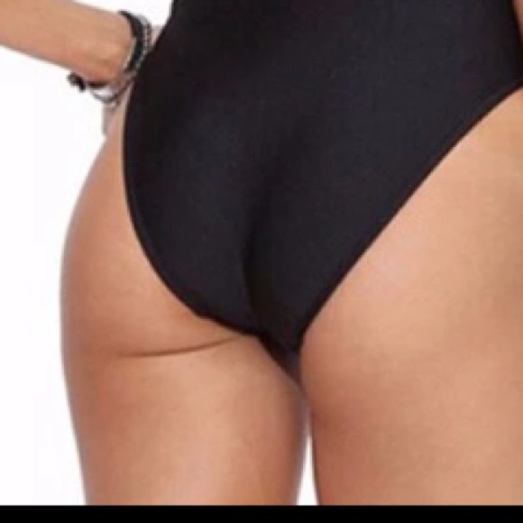 Worst behavior monokini - Picture 5 of 5