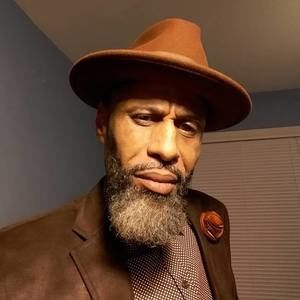 Meet your Posher, Curtis