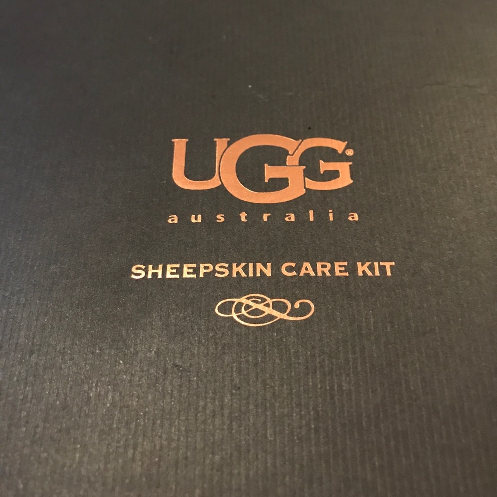 UGG sheepskin care kit