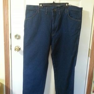 Men's Rustler Jeans 44" x 32"