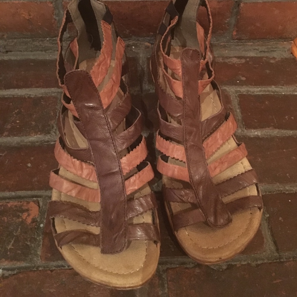 Reiker Sandals