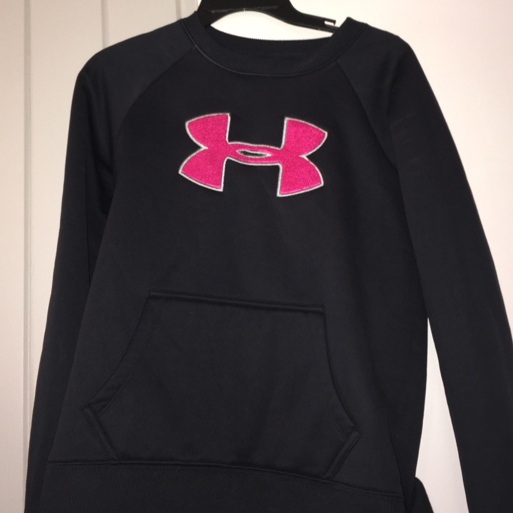under armor pullover without a hood