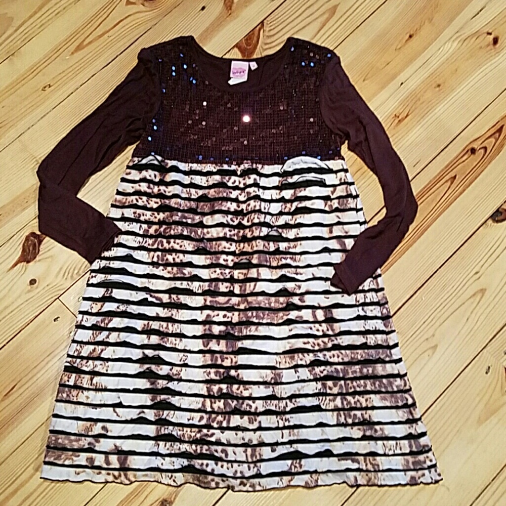 Lipstick girls Dress 10