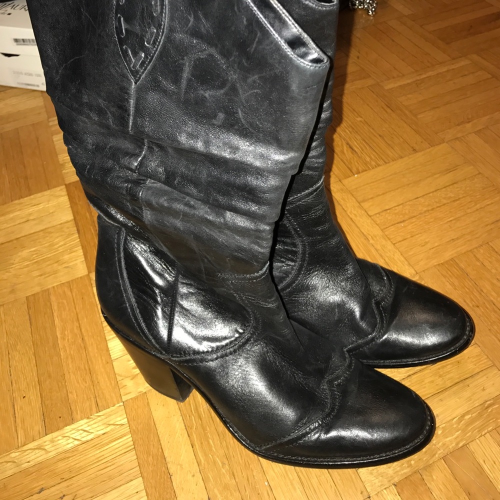 Cowboy Boots Black Leather BCBG 11
