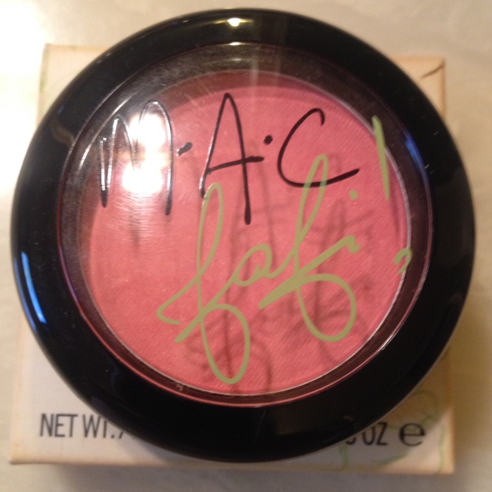 MAC FAFI Blush Hipness Rare