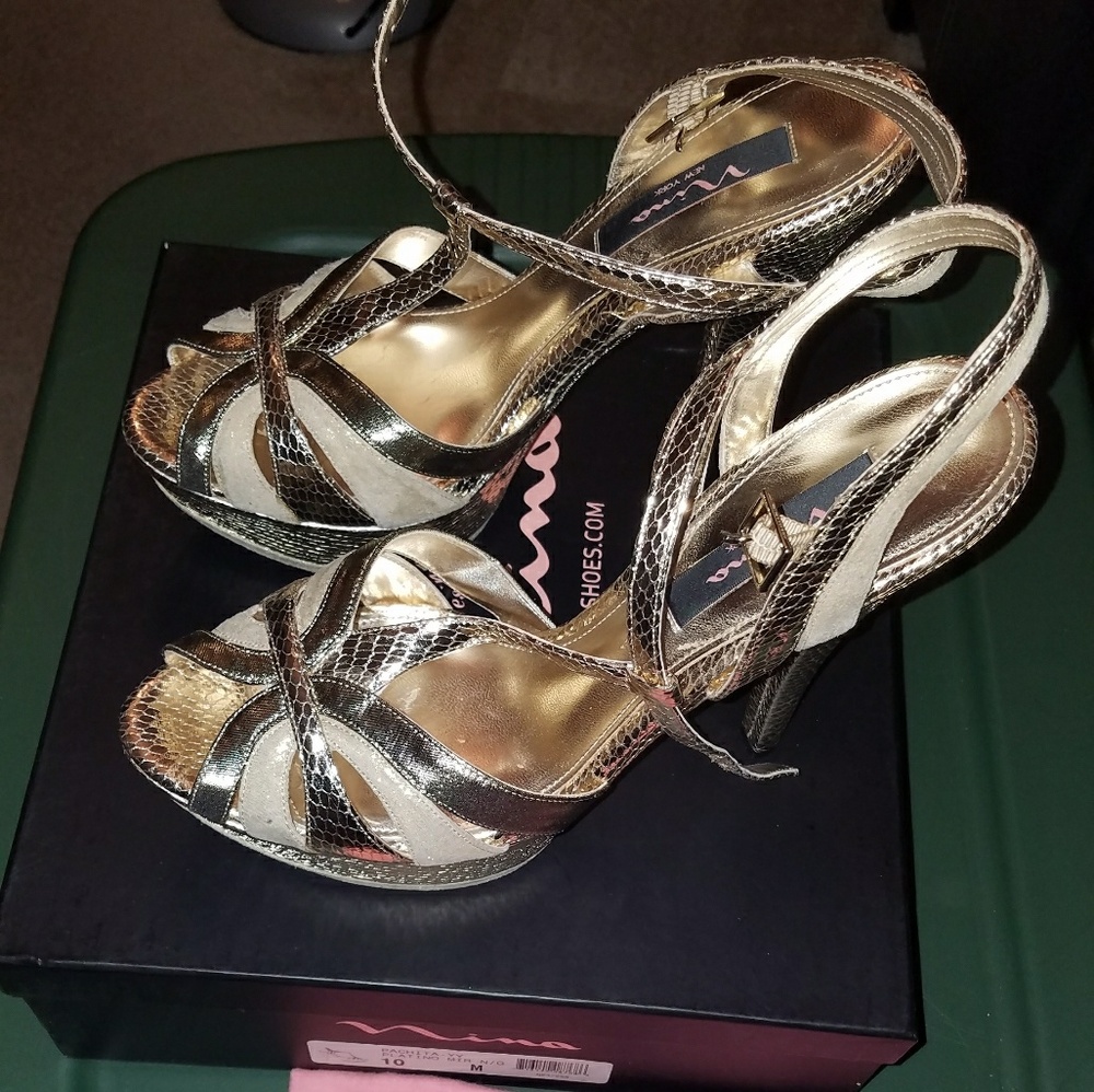 Metallic gold Nina platform shoes