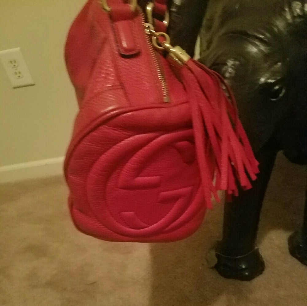 Red gucci purse