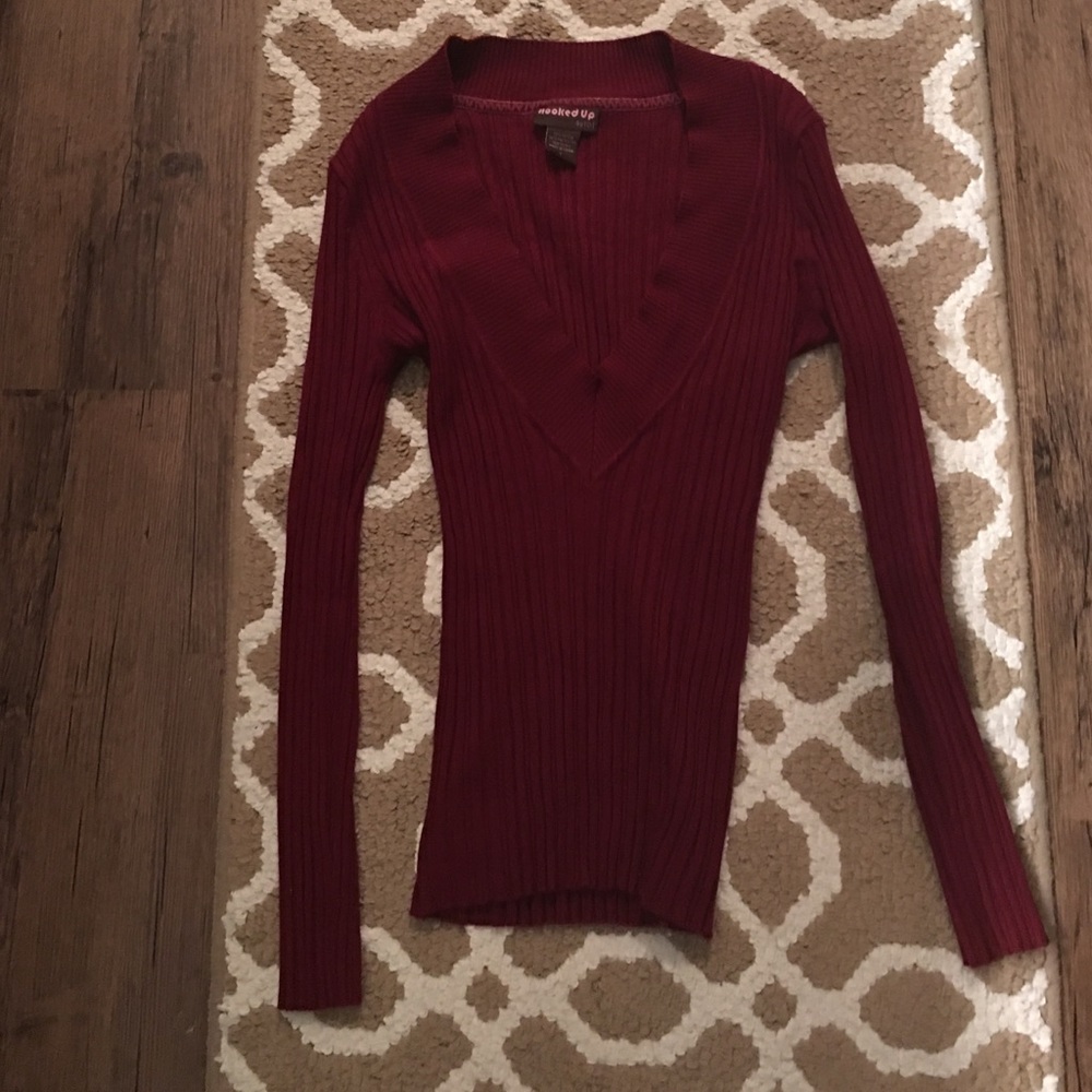 Vneck fitted long sleeve