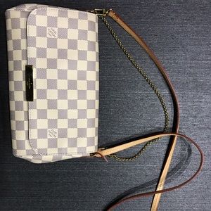 Louis Vuitton Favorite MM