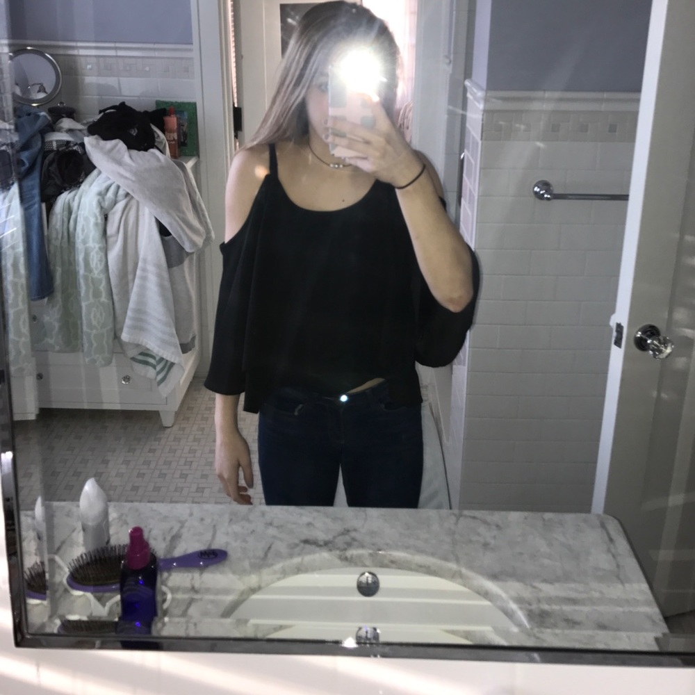 Black off the shoulders top