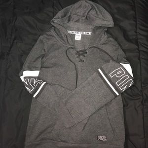 Pink Victoria's Secret hoodie super cute 🖤