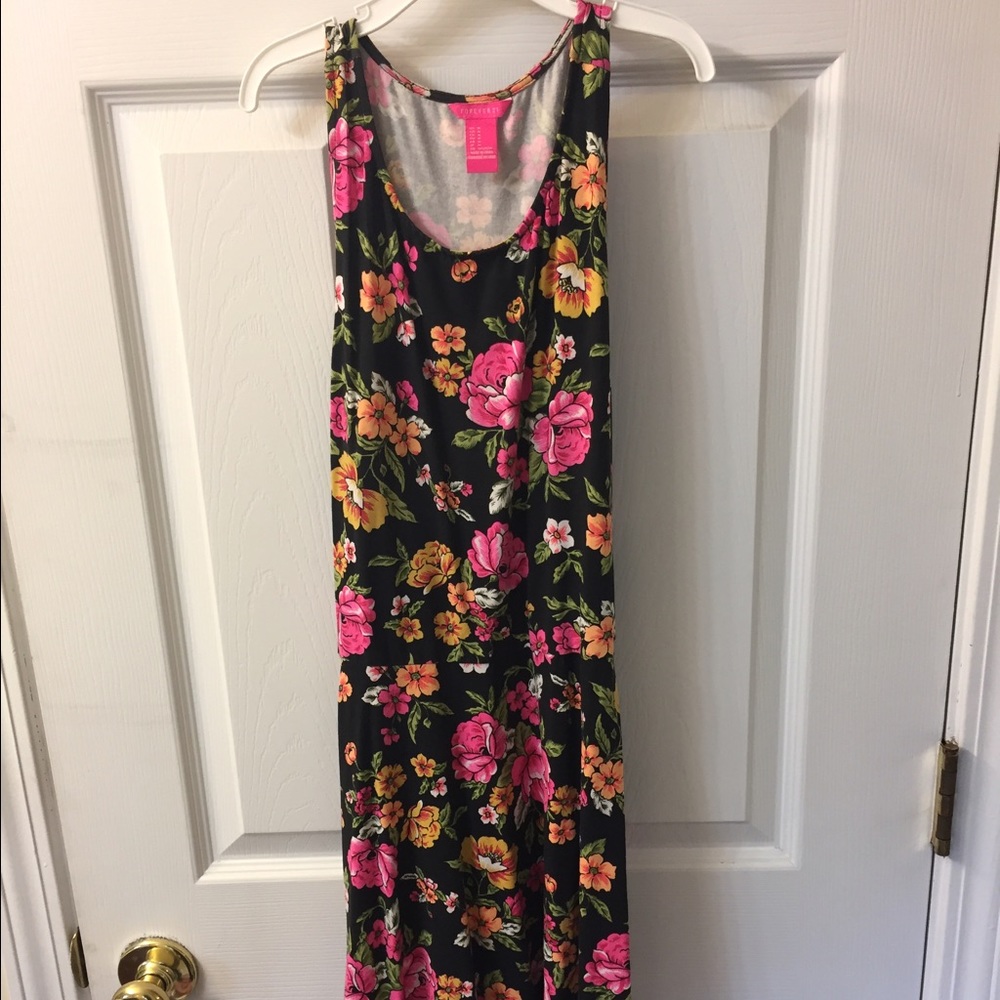 Floral dress 👗