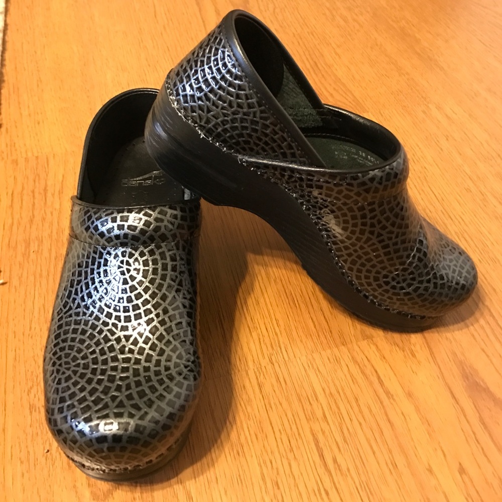 Dansko Professional