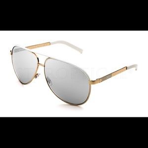 Authentic White/Gold Aviator Gucci Sunglasses.