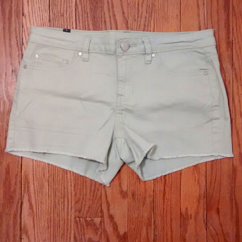 LC Lauren Conrad shorts