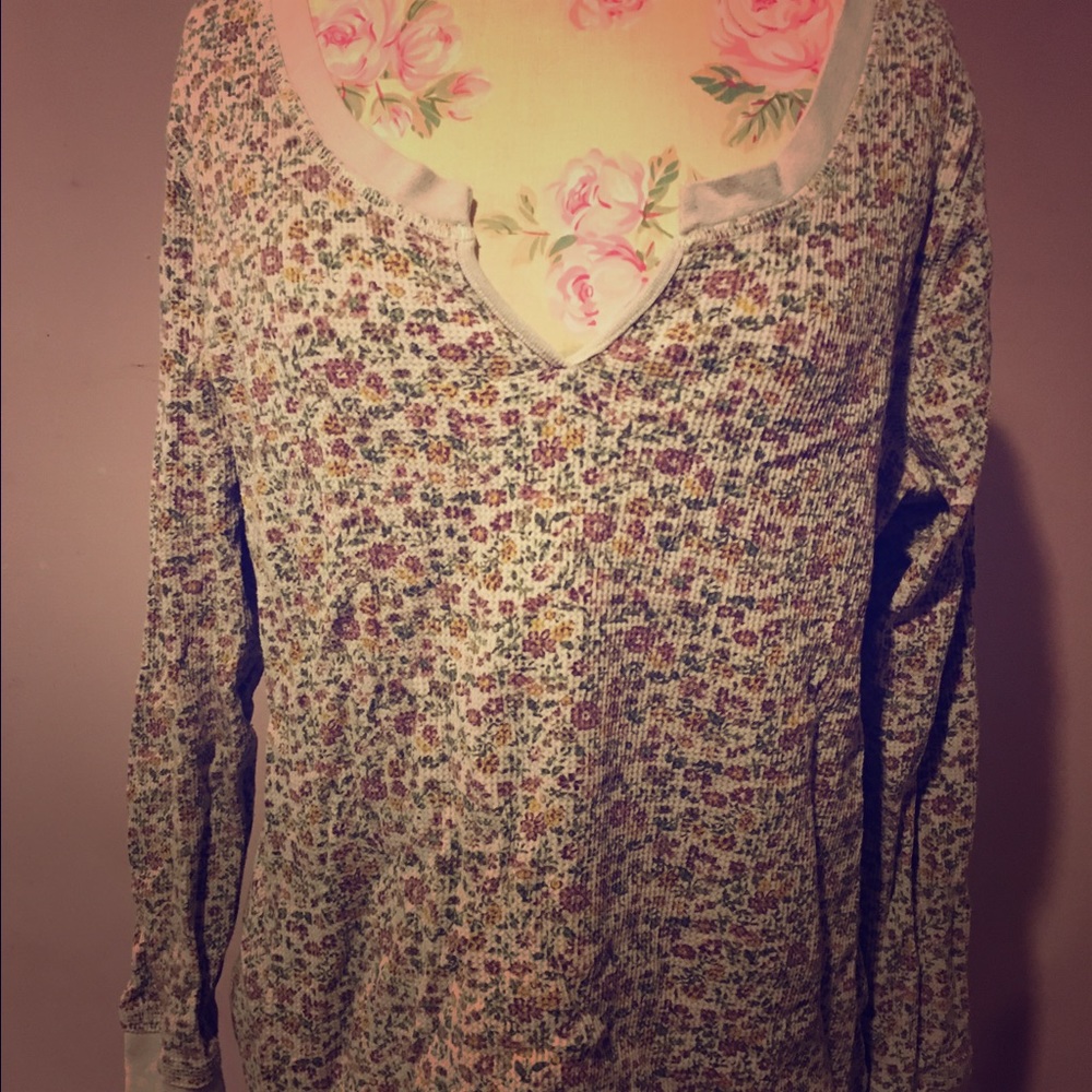 Floral thermal shirt