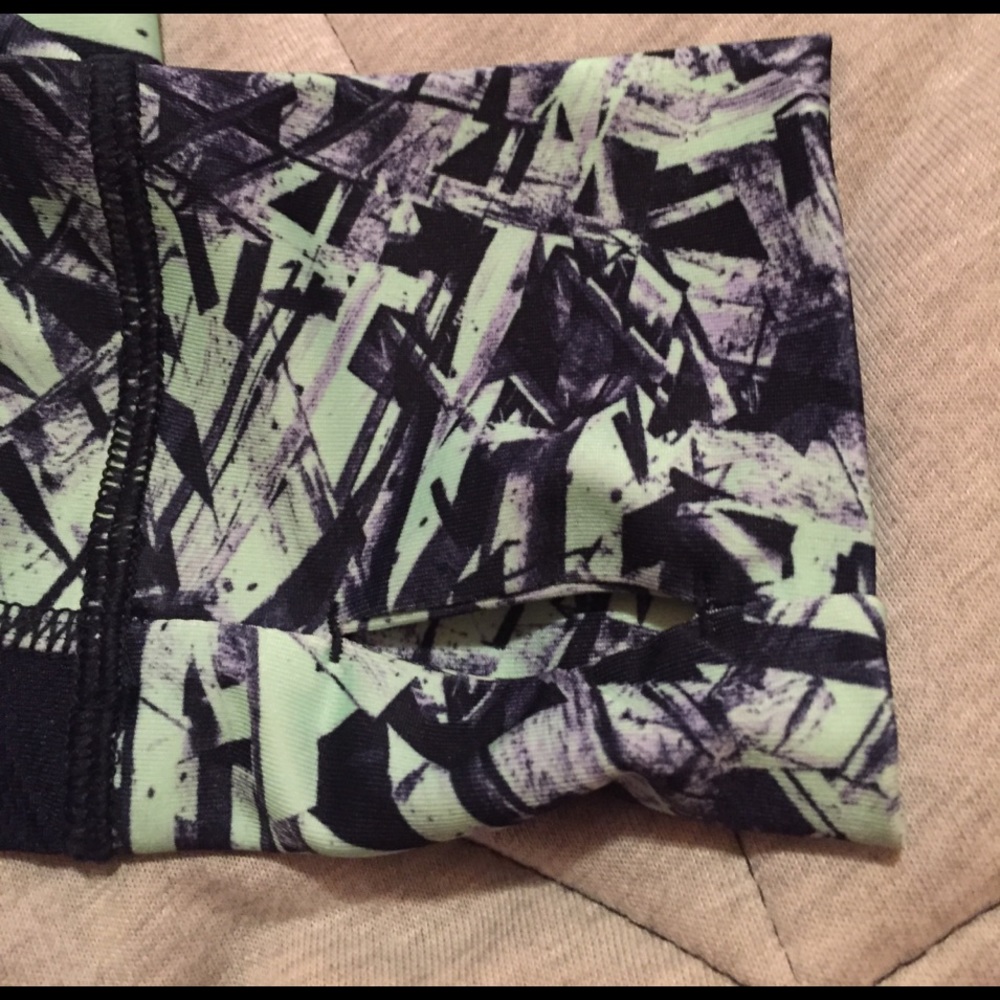 Athletic jacket - Picture 3 of 3