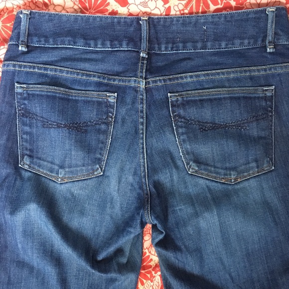 Closet Closing! GAP Perfect Boot jeans - broken in - Picture 7 of 7