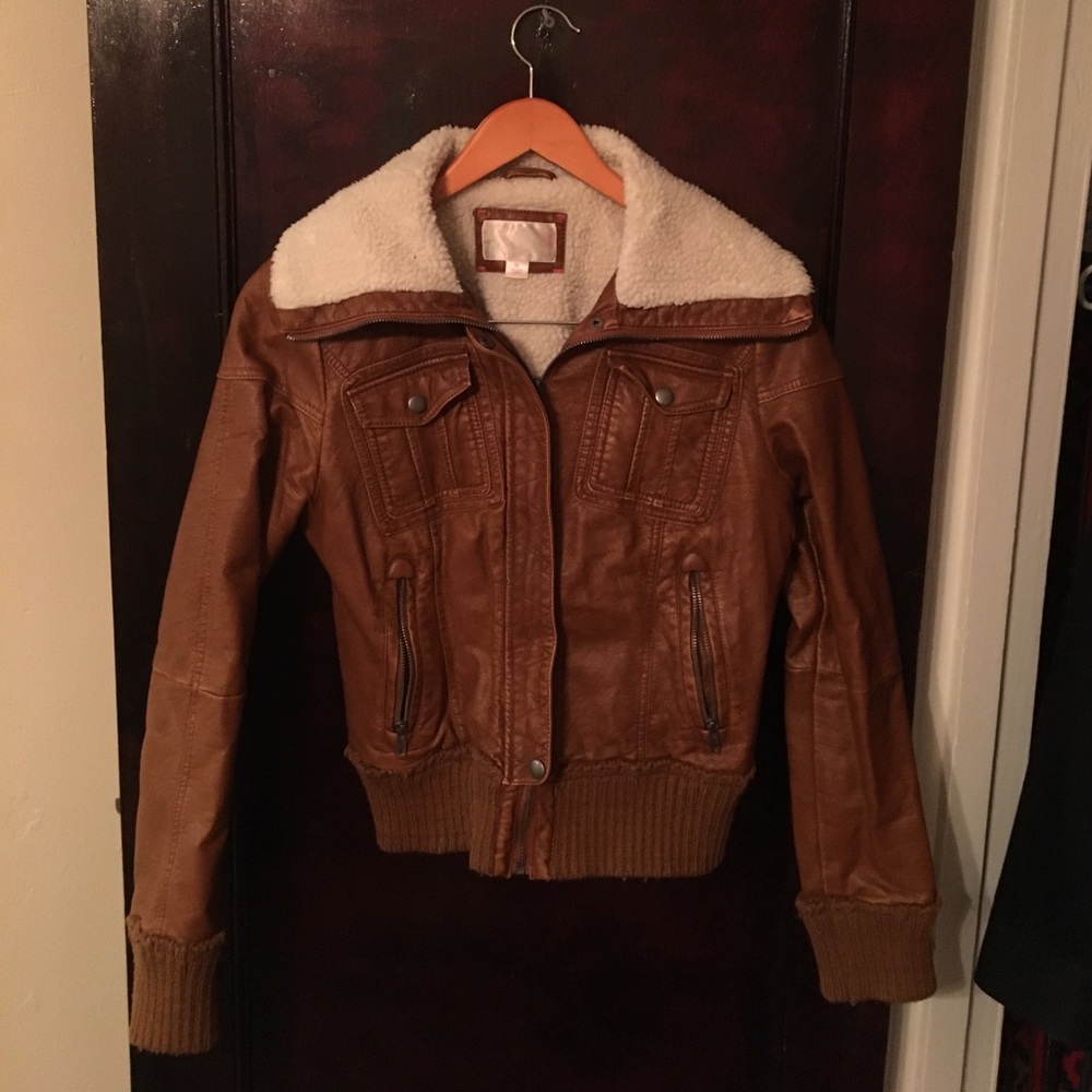Bomber jacket brown leather look