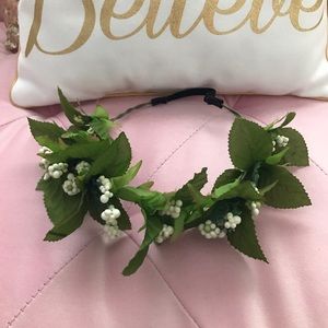 Claire's Accessories - 3-pk Floral Hair Crowns Claire's Accessories - 3-pk Floral Hair Crowns