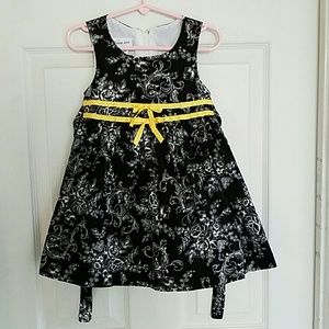 Black & Yellow dress