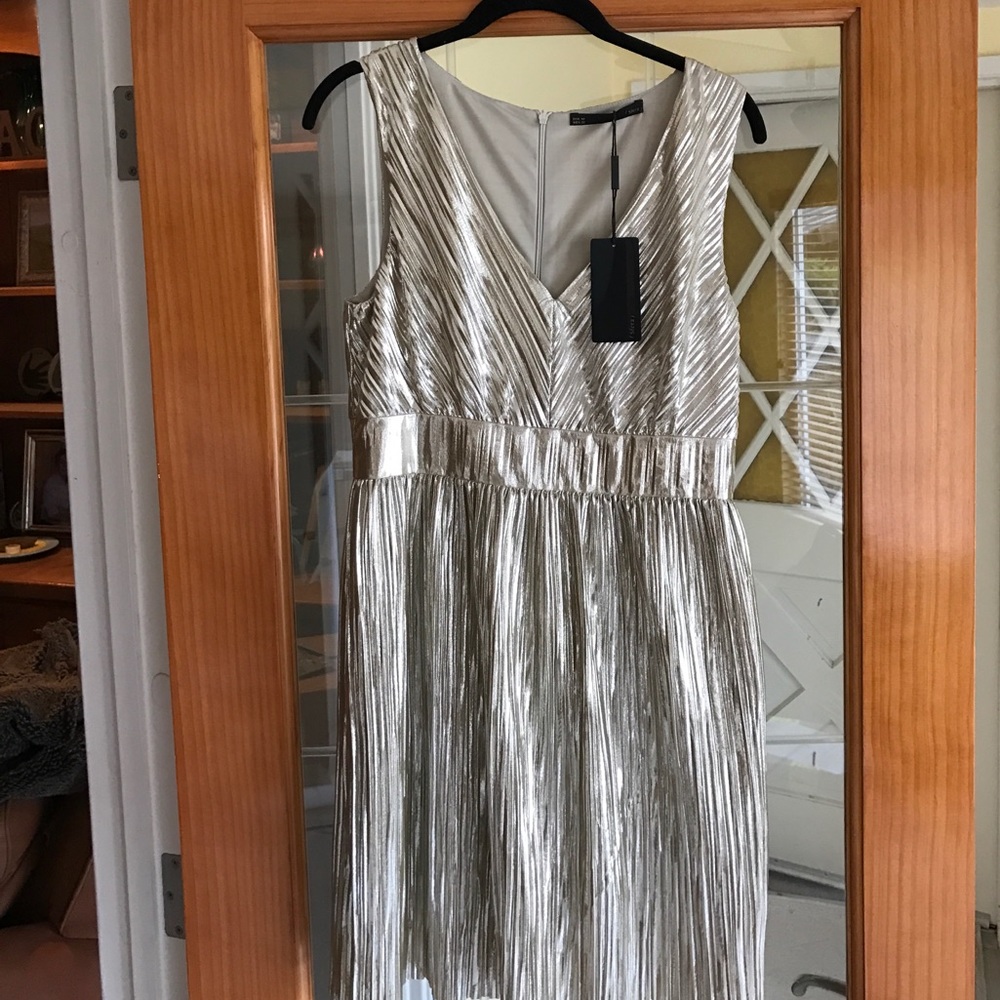 NWT Sfera size M gold shimmer cocktail dress